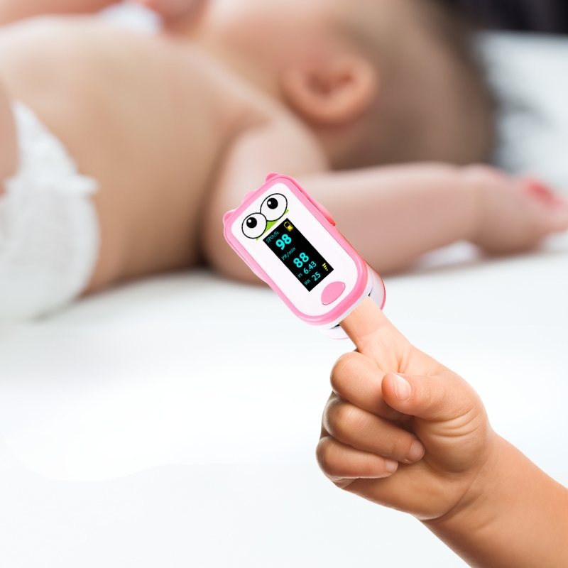 23 FRO-204 Oximeters for children